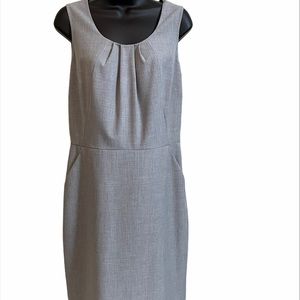 AnnTaylor LOFT Round Neck Sheath Dress Size 6